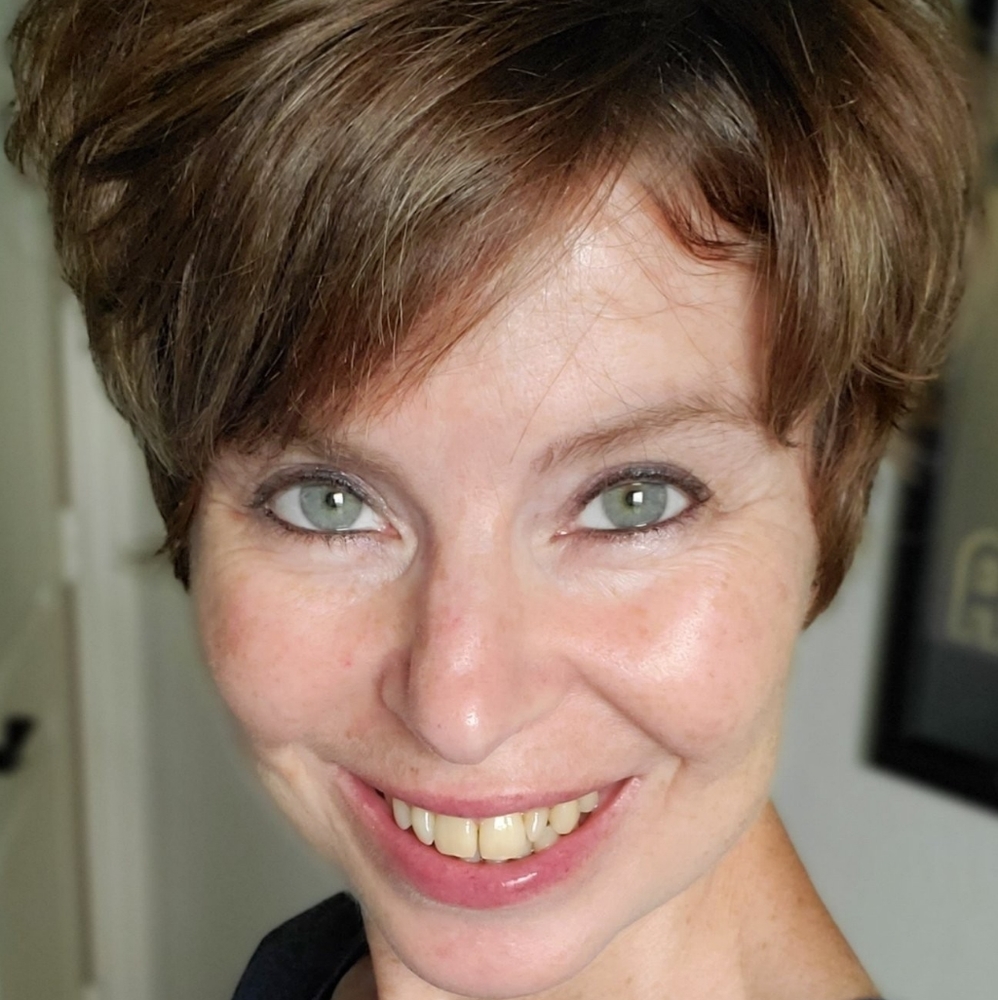 Meet your Posher, Christina